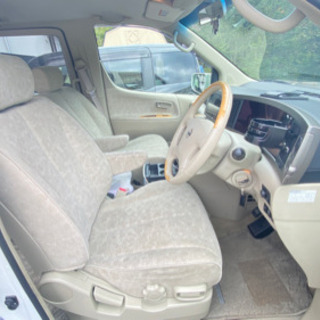 日産エルグランド4WD