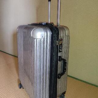 スーツケース 45x30(+3)x65