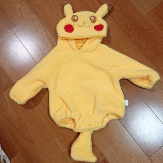 【ネット決済】【中古品】ピカチュウ モコモコ ロンパース 80cm