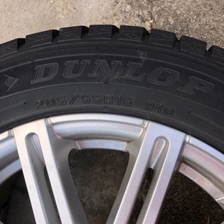 スタッドレスタイヤ 205/55R 16