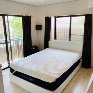 ベッド2つ、マットレス2つ、セット売り