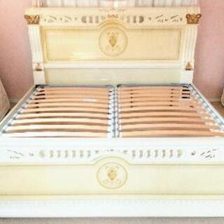 【年末年始特価！】イタリア製 ベッド クイーンサイズベッド エレガント ロココ調 クラシック ヨーロピアン