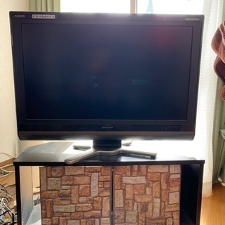 AQUOS亀山モデル32型とテレビ台のセット‼️