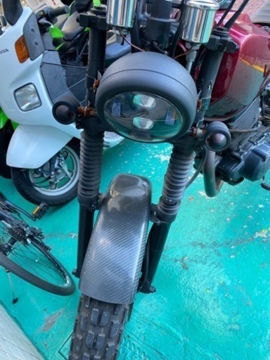 TW200 バイク屋さんにて整備中　スカチューン TW200 バイク屋さんにて整備中 スカチューン TW200 バイク屋さんにて