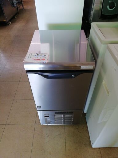 中古　製氷機　２５㎏　ダイワ