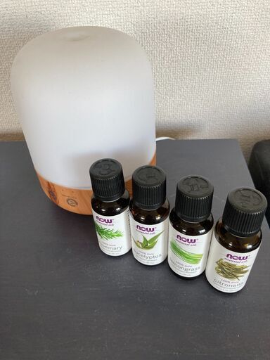 加湿器 + エッセンシャルオイルx４香り