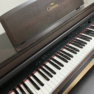 ヤマハ 電子ピアノ 美品 CLP-156 平日もひきとり可 処分するため値下げしま