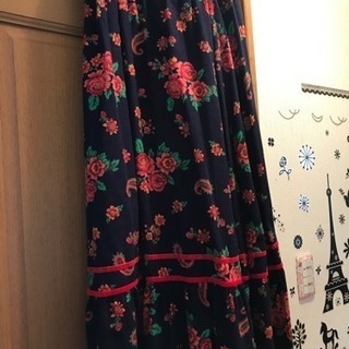 薔薇ロングスカート
