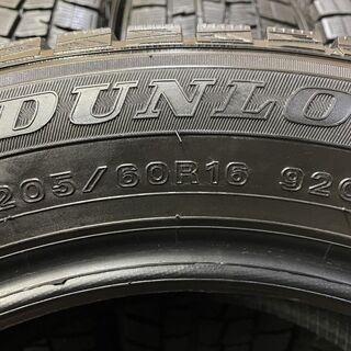 DUNLOP WINTER MAXX WM01 205/60R16 16インチ スタッドレス 4本 2017年製 バリ溝 ステップワゴン エクシーガ等　(MTC171)クレジットカード QRコード決済可能