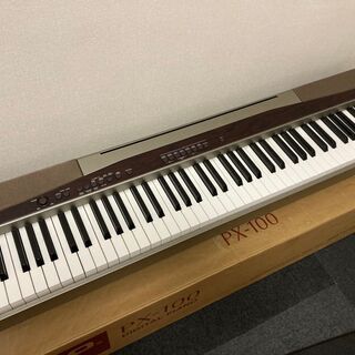電子ピアノ（CASIO PX-100）