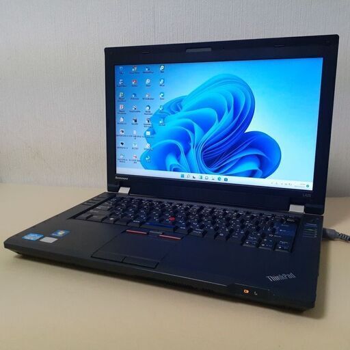 敬太様【取引中です】最新 Windows11 ☆SSD搭載で快適☆　lenovo　Thinkpad　14インチ　Wi-Fi　マルチ