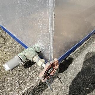 水槽、いけす型バルブ付き、大型
