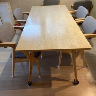 定価の半額以下ダイニング7点セット  
