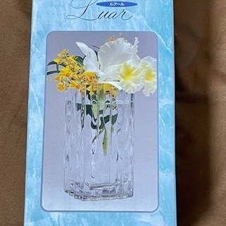 【新品】ガラス製　花瓶　