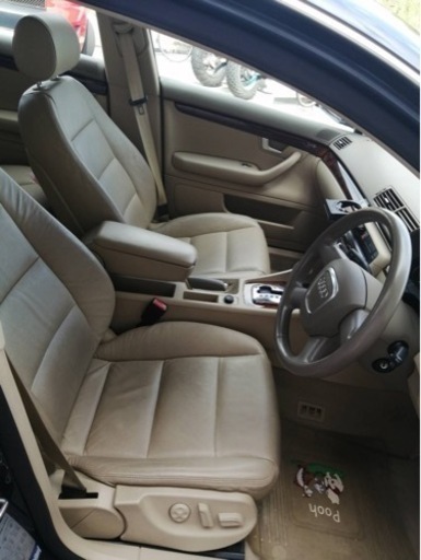 アウディ アバント 19インチアルミ 車高調 ベージュ内装 革シート 内外装綺麗 車検有り オシャレ キャンプ 059 津のa4の中古車 ジモティー