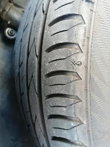 タイヤ　225/45r18 19年製　4本