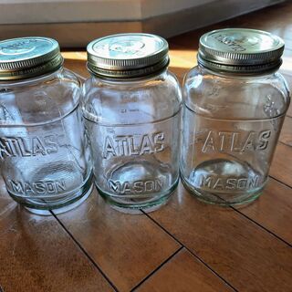 Atlas Masonガラス瓶3つ