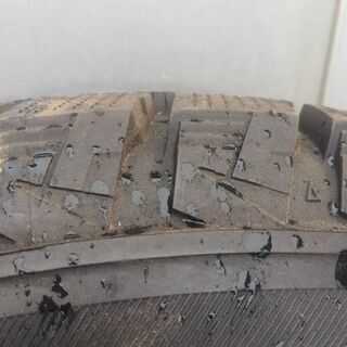 スタッドレスアルミ2本