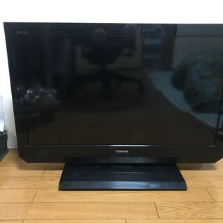 TOSHIBA REGZA 32インチ　リモコン2個付　清掃済み...