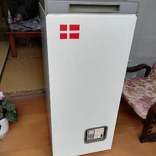 デンマーク製 高級!?冷凍庫