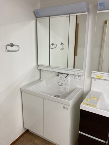 廃材ロス　DIY  リクシルMV洗面化粧台　幅750 展示品