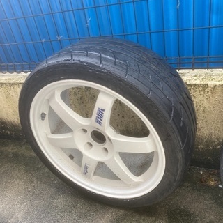 TE37 18インチ