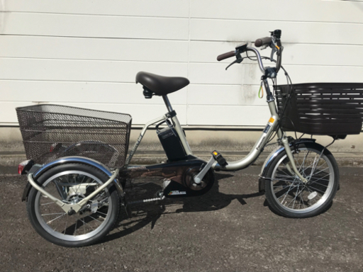 電動アシスト三輪車、パナソニックビビライフ