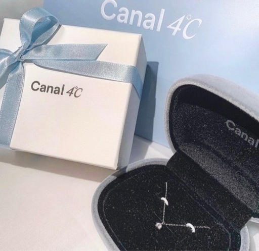 美品 Canal４℃ 10K ホワイトゴールド ダイヤモンドネックレス