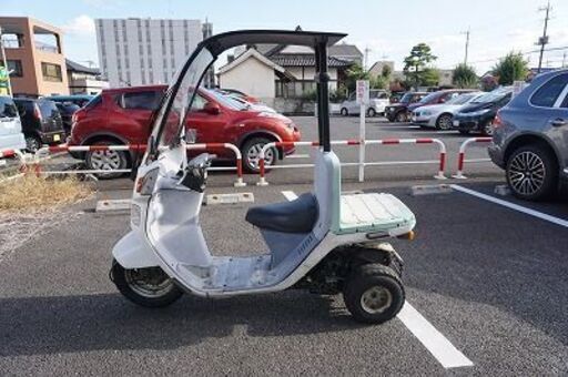 ジャイロキャノピー　2スト　バッテリー・パーキングレバー新品　不動車