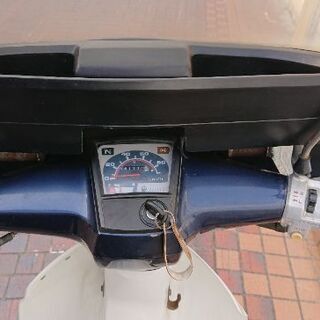 ホンダ カブカスタム90 バイザー付き キャンプ