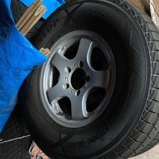 ジムニー　スタッドレス　265/70r16 タイヤホイールセット