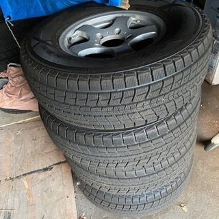 ジムニー　スタッドレス　265/70r16 タイヤホイールセット