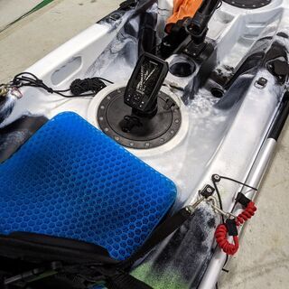 フィッシングカヤック売ります。