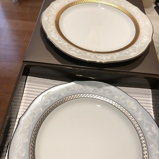 Noritake   ゴールド&プラチナ皿2枚セット