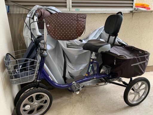 【緊急値下げ】大人用三輪車（軽車両自転車）　安価で譲ります