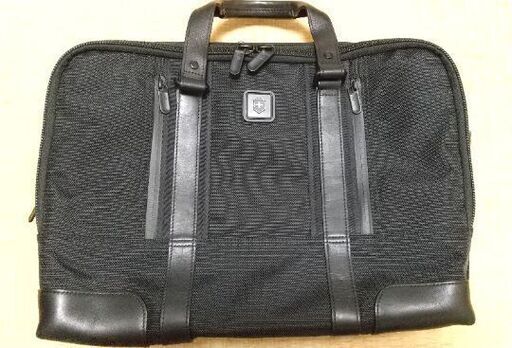 VICTORINOX レキシントン15