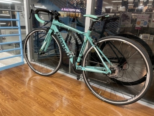 ロードバイク　BIANCHI  bianchi vianirone 105