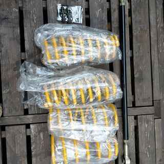 売ります　手渡し希望 エブリイバン用 リフトアップスプリング、キャンバーボルト、調整式ラテラルロッドの中古3点セット