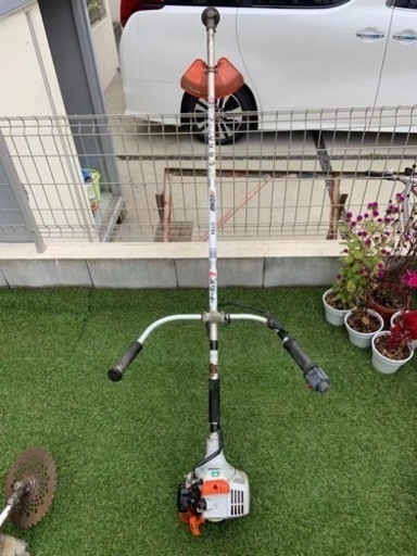 エンジン式草刈機　　ECHO  CT24