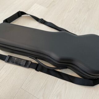 ほぼ新品！ウクレレ　ソプラノサイズ　ハードケース・チューナー・楽譜付き！