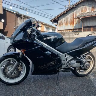 ストア VFR750F rc36 車検R6年4月タイヤ9分以上