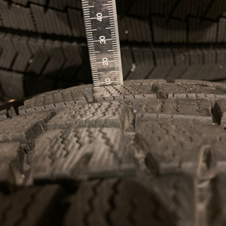 【値下げ】スタッドレスタイヤとミケロッティ13インチ5.5JJオフセット38