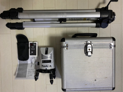 中古　マキタ　SK23P レーザー墨出し器
