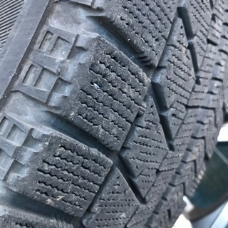 トヨタヴォクシーに一度使用したVelvaホイールスタッドレスセット