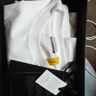 海外MONCLERTシャツ