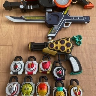 【ネット決済】仮面ライダー　武器＆ロックシード