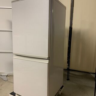 超美品 動作良好 2017年 コンパクト SHARP 2ドア冷蔵庫 冷凍 冷蔵庫 １