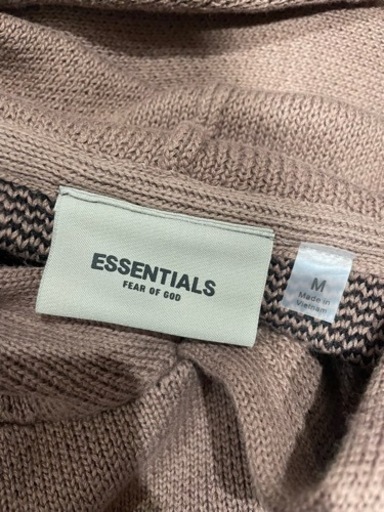 essentials ニット