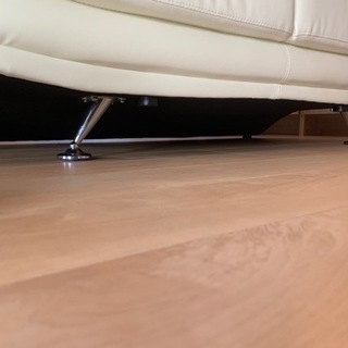 先月、東京インテリア購入◎ ホワイトソファー　4万円くらい【17日消去】