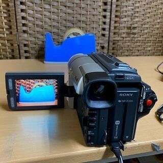 ソニー デジタルビデオカメラ レコーダー ハンディカム DCR-TRV620